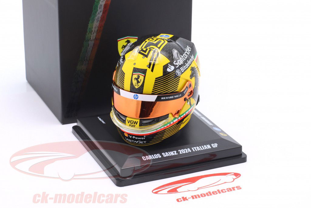 Carlos Sainz jr. #55 Scuderia Ferrari 4e Italië GP formule 1 2024 helm 1:5 LookSmart