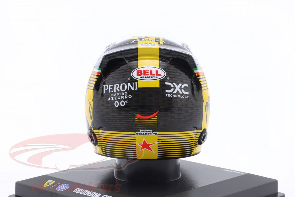 Carlos Sainz jr. #55 Scuderia Ferrari 4e Italië GP formule 1 2024 helm 1:5 LookSmart