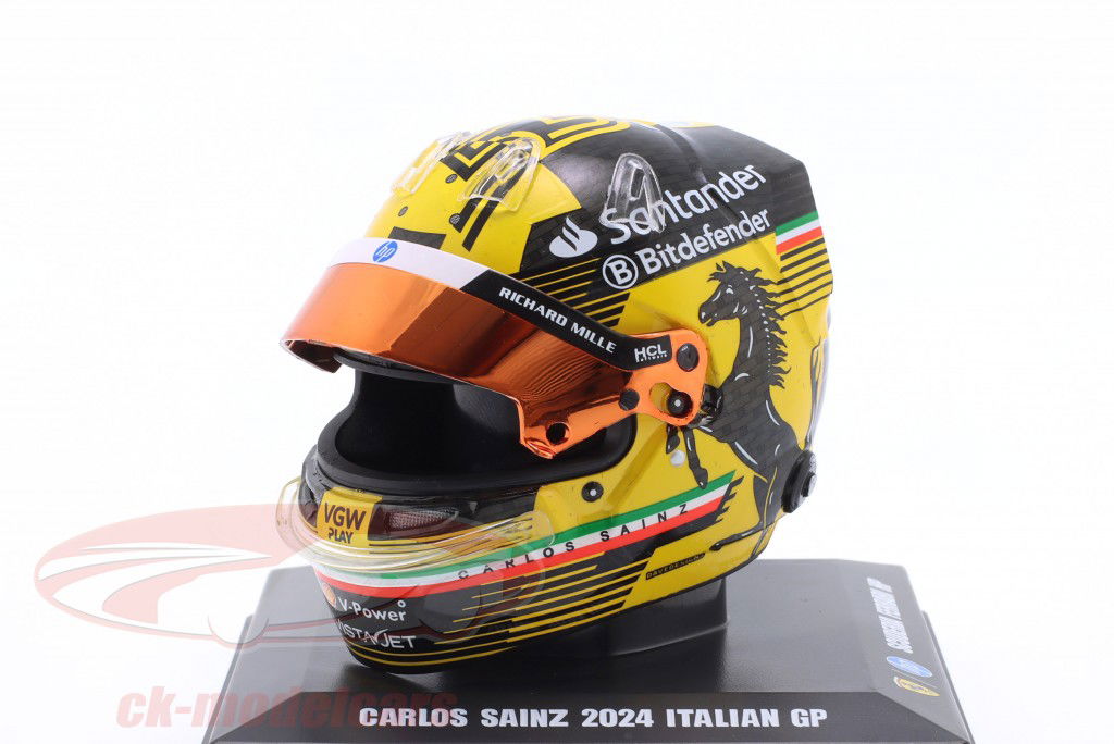 Carlos Sainz jr. #55 Scuderia Ferrari 4e Italië GP formule 1 2024 helm 1:5 LookSmart