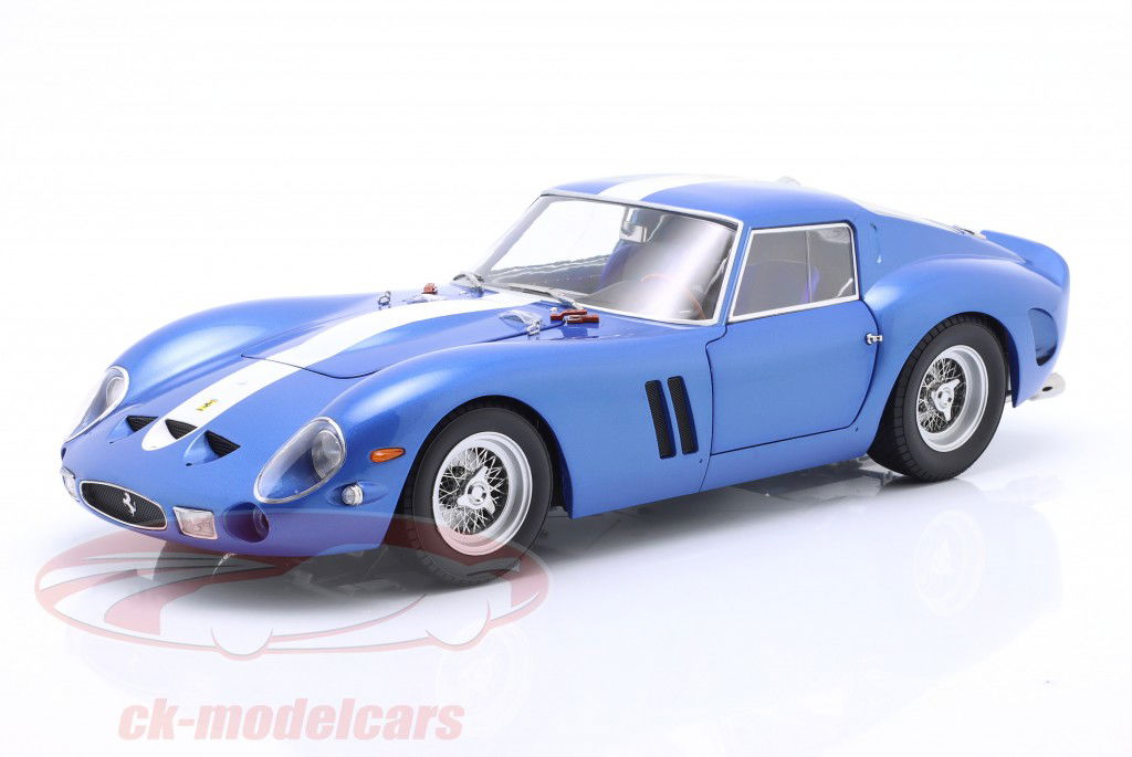 Ferrari 250 GTO Année de construction 1962 bleu métallique / blanc 1:12 KK-Scale