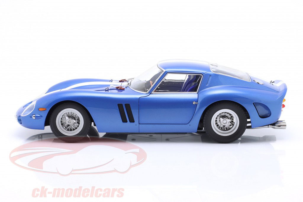 Ferrari 250 GTO Année de construction 1962 bleu métallique / blanc 1:12 KK-Scale