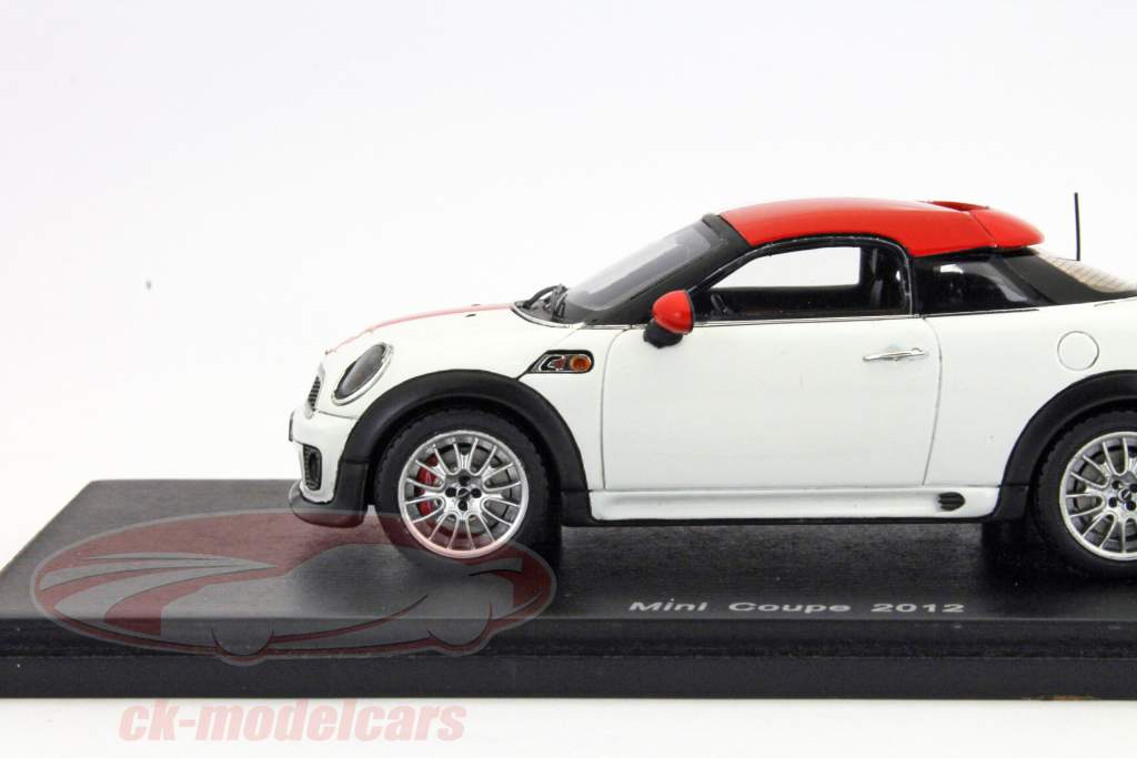 Mini Coupe construído em 2012 branco com listras vermelhas 1:43 Centelha