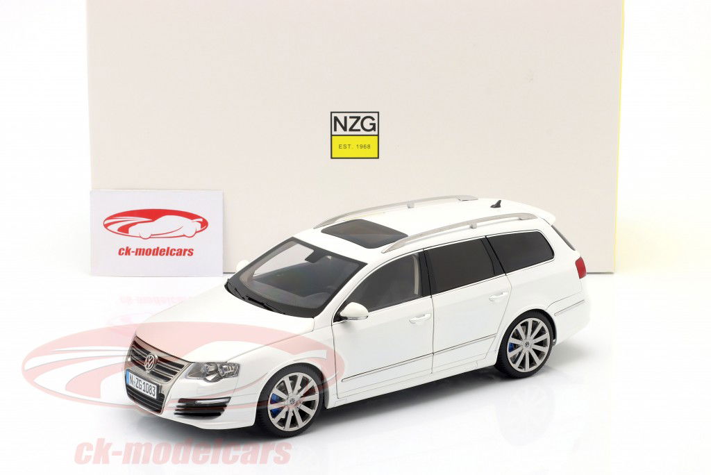 Volkswagen VW Passat R36 candy white 1:18 NZG
