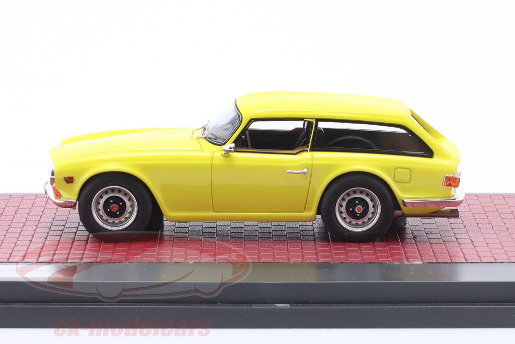 Triumph TR6 Shooting Brake 黄色 1:43 Matrix