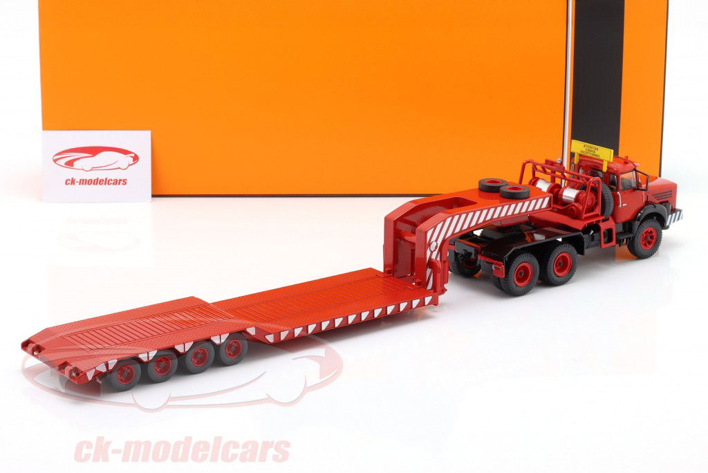 Berliet TB 015 M3 6x4 Pianale ribassato Anno di costruzione 1967 rosso / bianco 1:43 Ixo