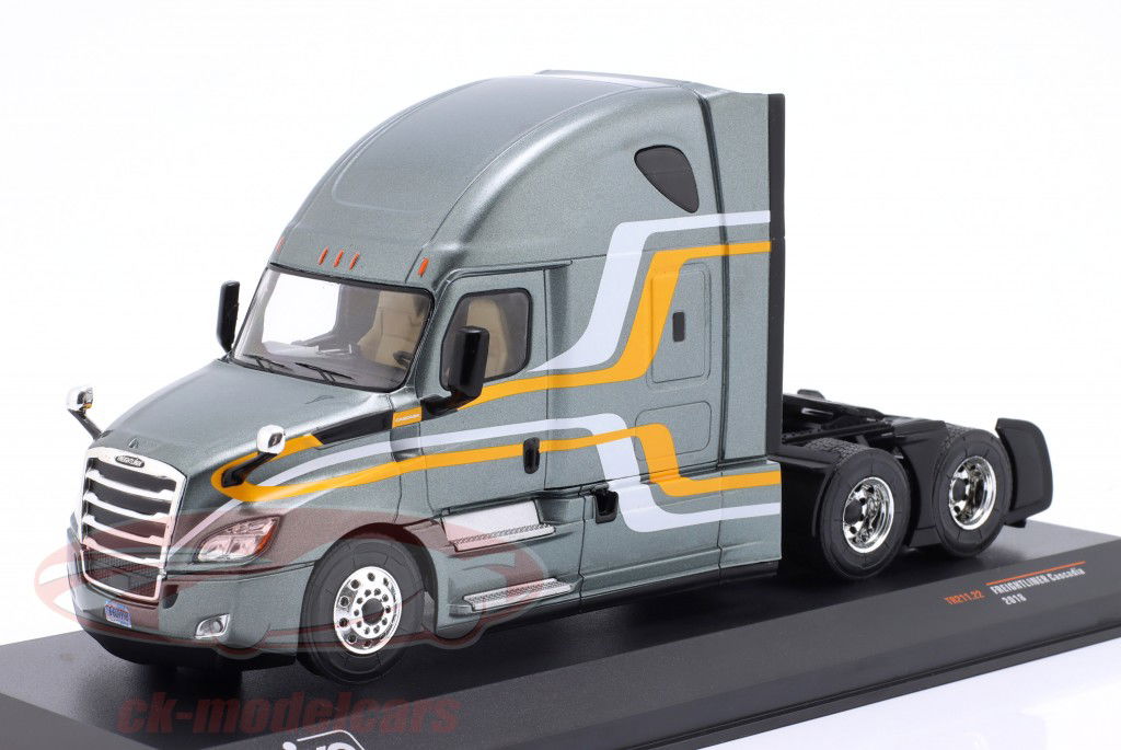 Freightliner Cascade SZM 2018 グレー メタリック / 装飾 1:43 Ixo