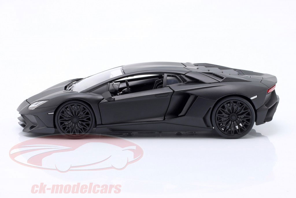 Shaw's Lamborghini Aventador Movie Fast & Furious 7 (2015) black 1:24 Jada Toys