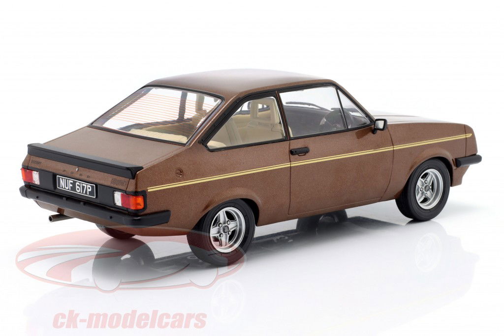 Ford Escort MK II RS 2000 Année de construction 1977 brun métallique 1:18 ModelCar Group