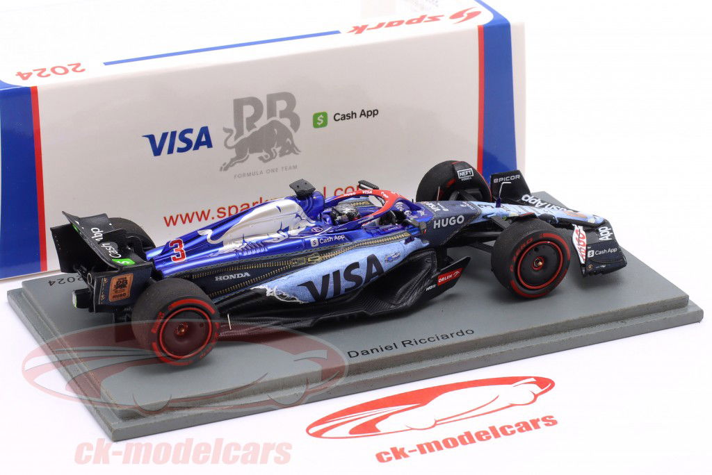 Spark 1:43 Daniel Ricciardo RB VCARB 01 #3 Singapore GP