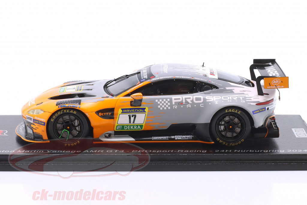 【Spark】Astonmartin Vantage GT3 LM2024777_1.jpg