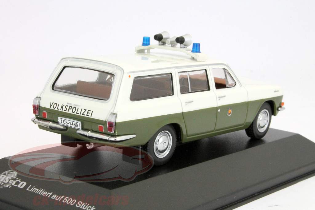 GAZヴォルガ組み合わせM24-02人民警察1時43 IXOは、IS