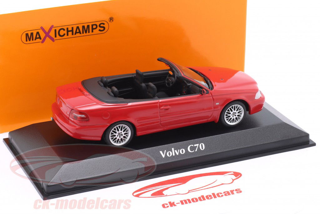 Volvo C 70 Cabriolet Год постройки 1998 красный 1:43 Minichamps