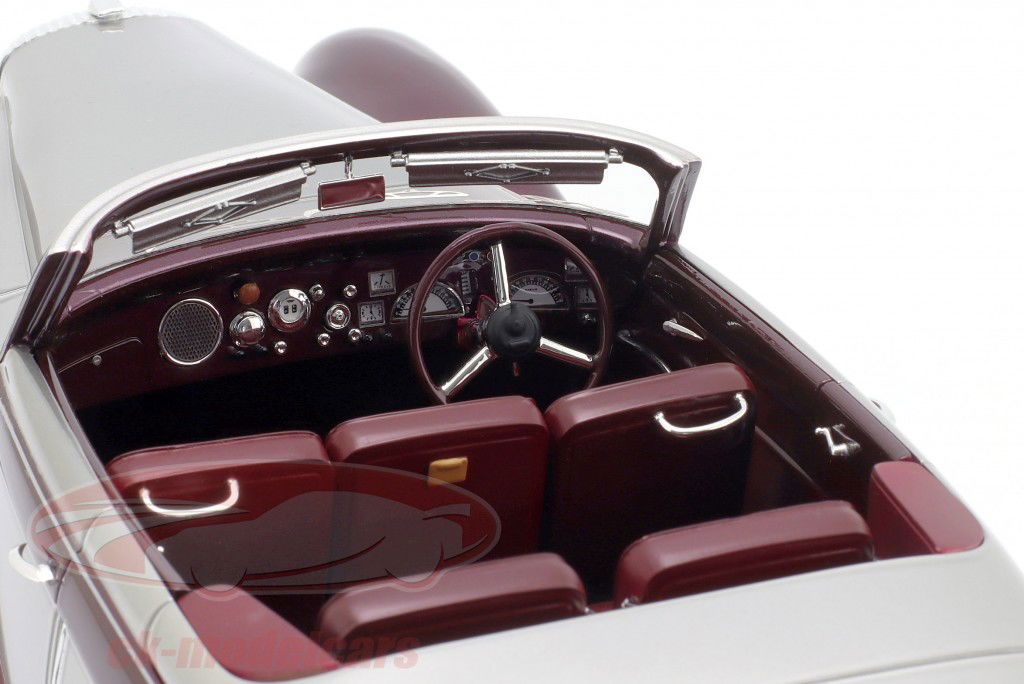 Matrix 1:18 Daimler DE36 Hooper 