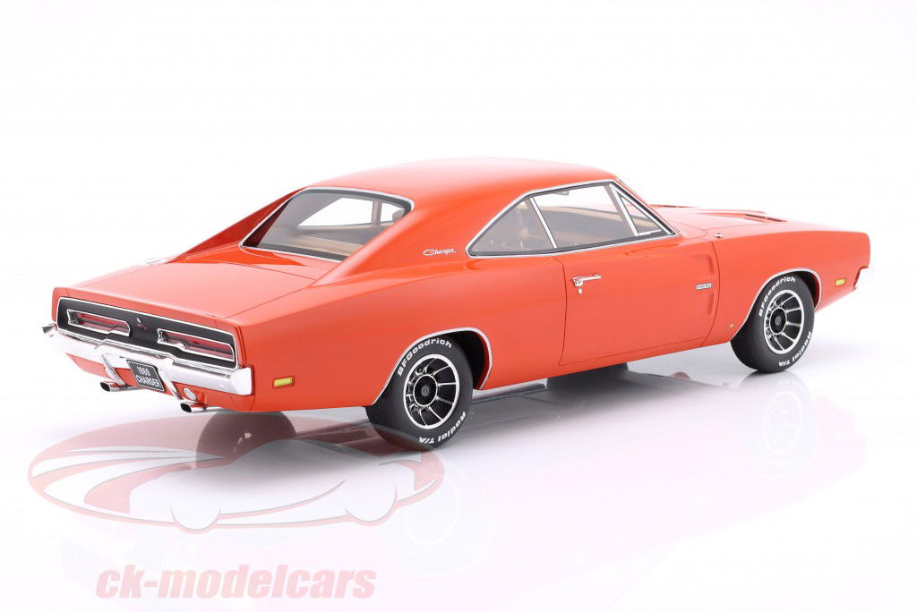 Dodge Charger Année de construction 1969 hemir orange 1:12 OttOmobile