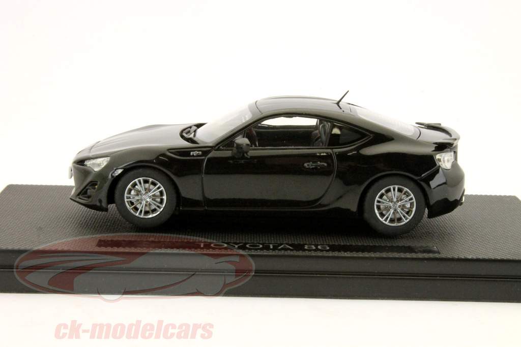 トヨタ86、黒1時43分完成モデル