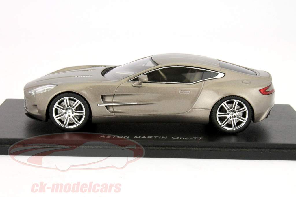 Aston Martin One-77 2012 beige metallic 1:43 Spark
