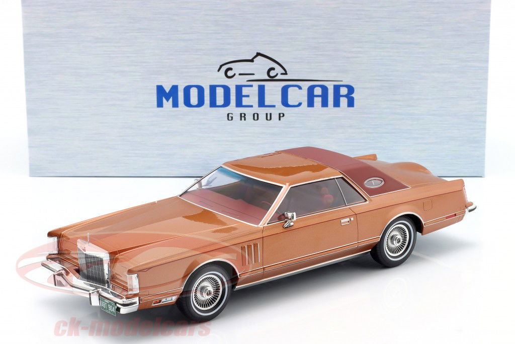 Lincoln Continental Mark V Byggeår 1978 kobber 1:18 ModelCar Group