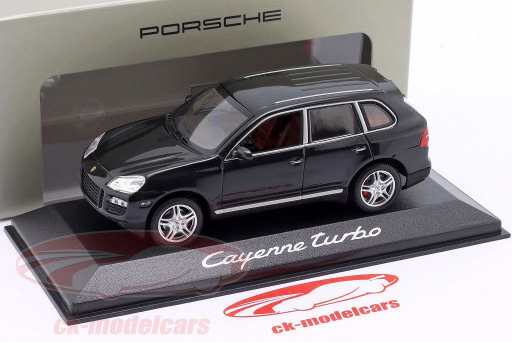 Porsche Cayenne Turbo Mk1 Byggeår 2007 sort 1:43 Minichamps