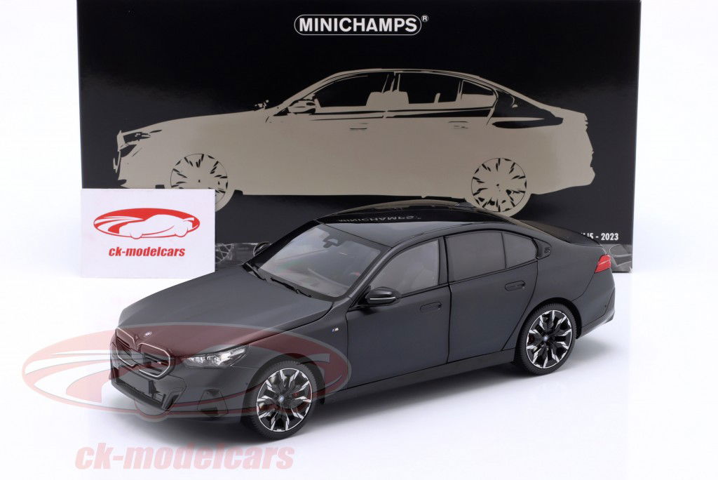 BMW i5 (G60) Bouwjaar 2023 saai grijs 1:18 Minichamps