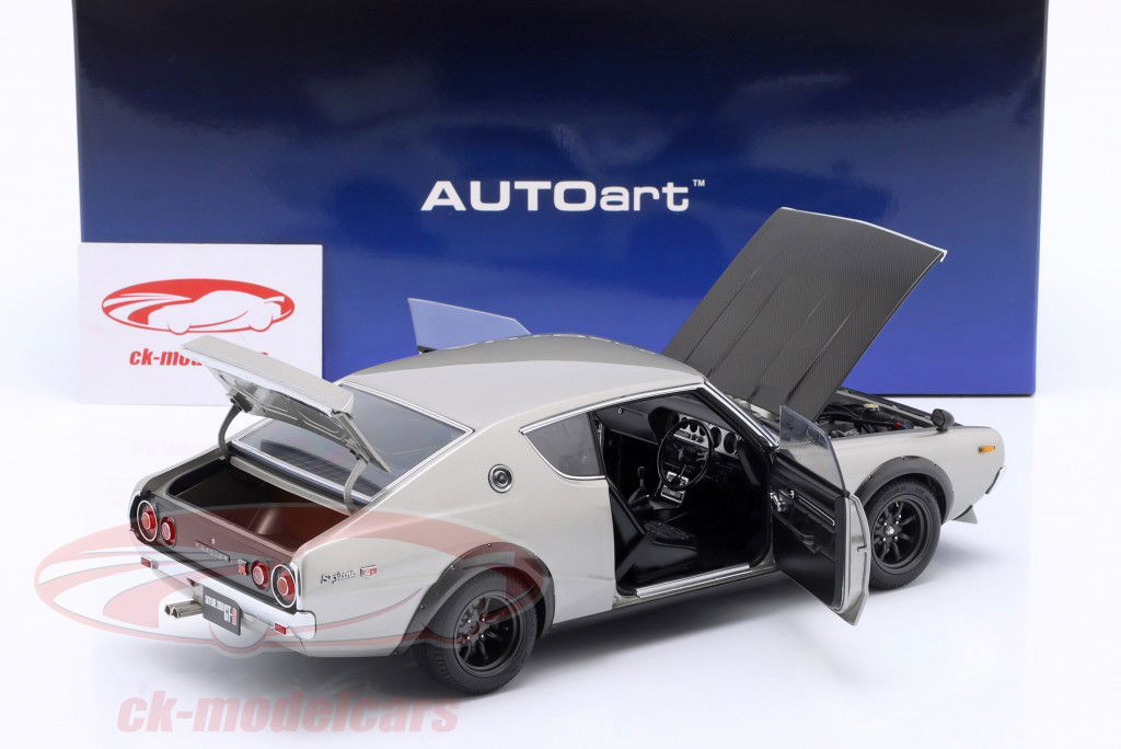 Nissan Skyline 2000 GT-R SPEZ (KPGC110) Tuned Version 1973 silver 1:18 AUTOart