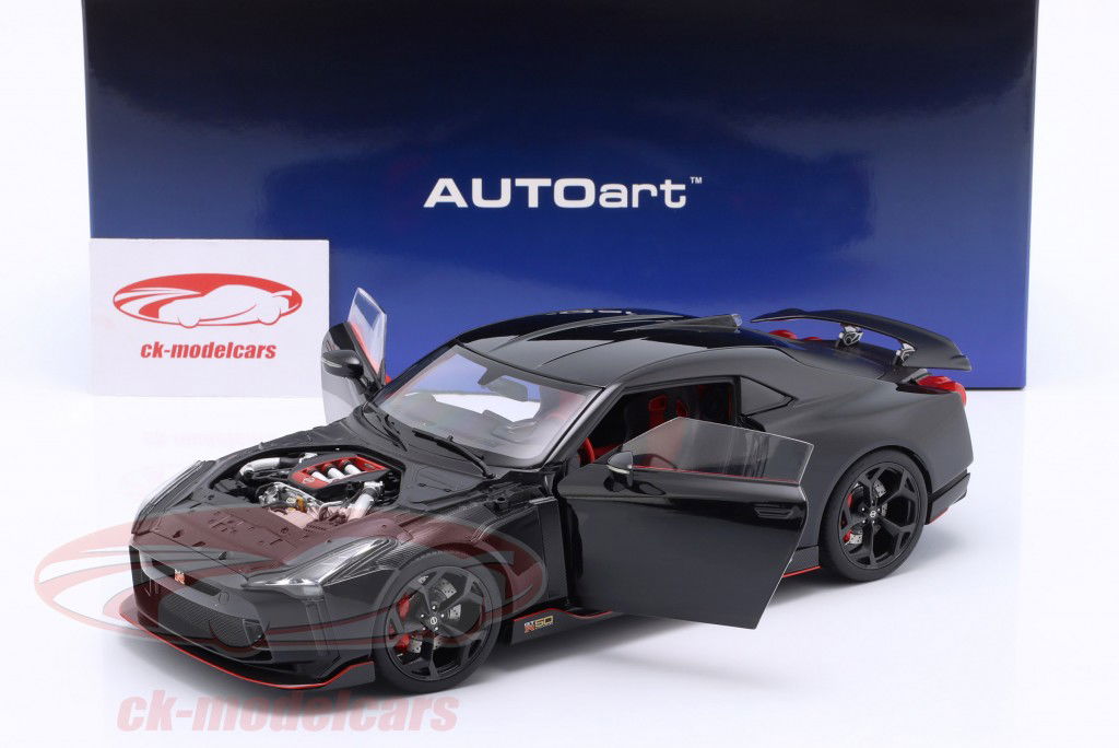 Nissan GT-R50 by Italdesign 2020 black / dull black 1:18 AUTOart