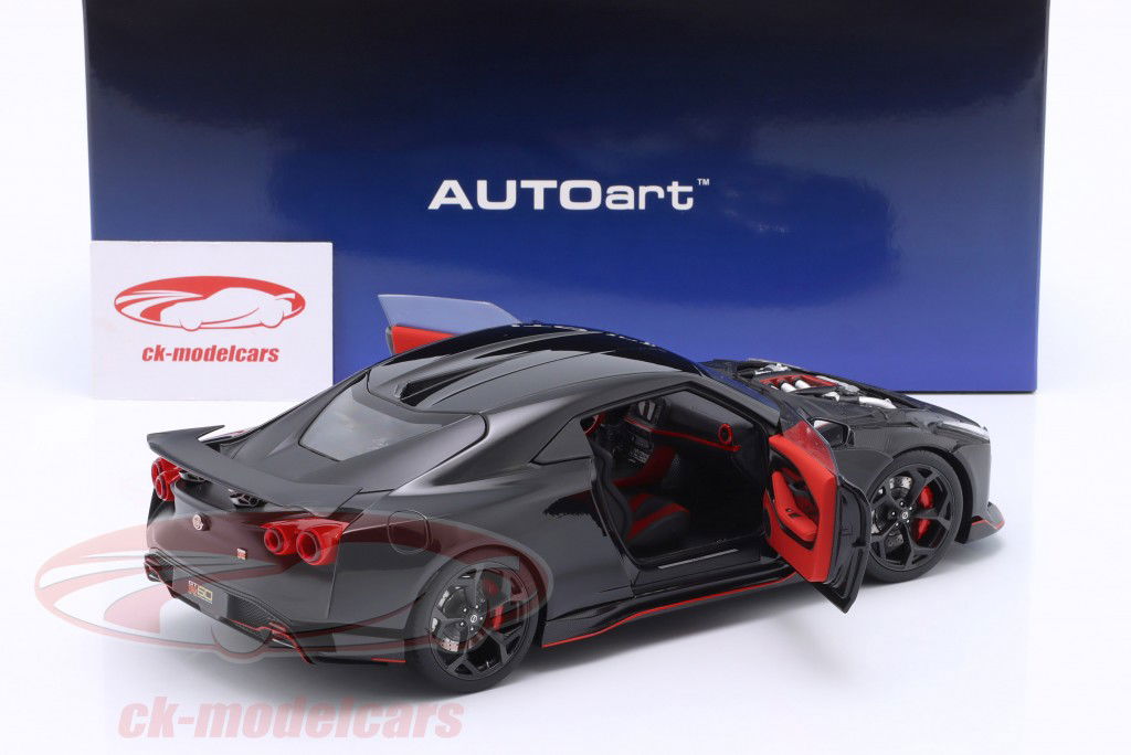 Nissan GT-R50 by Italdesign 2020 black / dull black 1:18 AUTOart