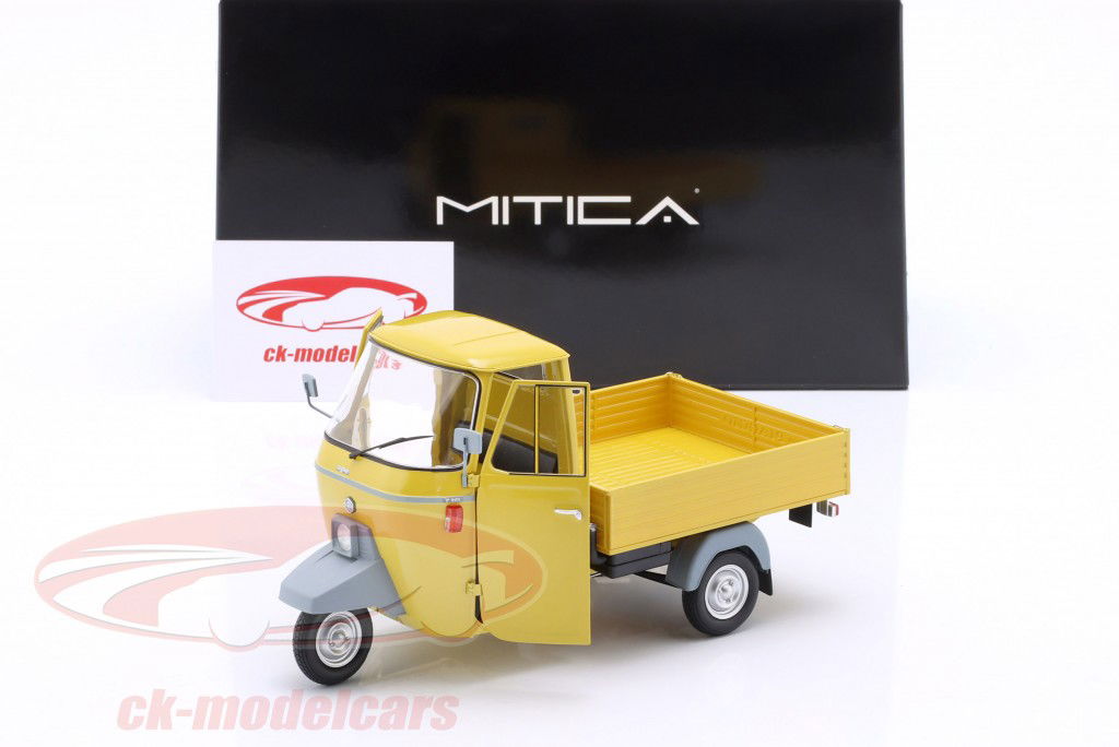 Piaggio Ape P501 Bouwjaar 1979 geel 1:18 Mitica