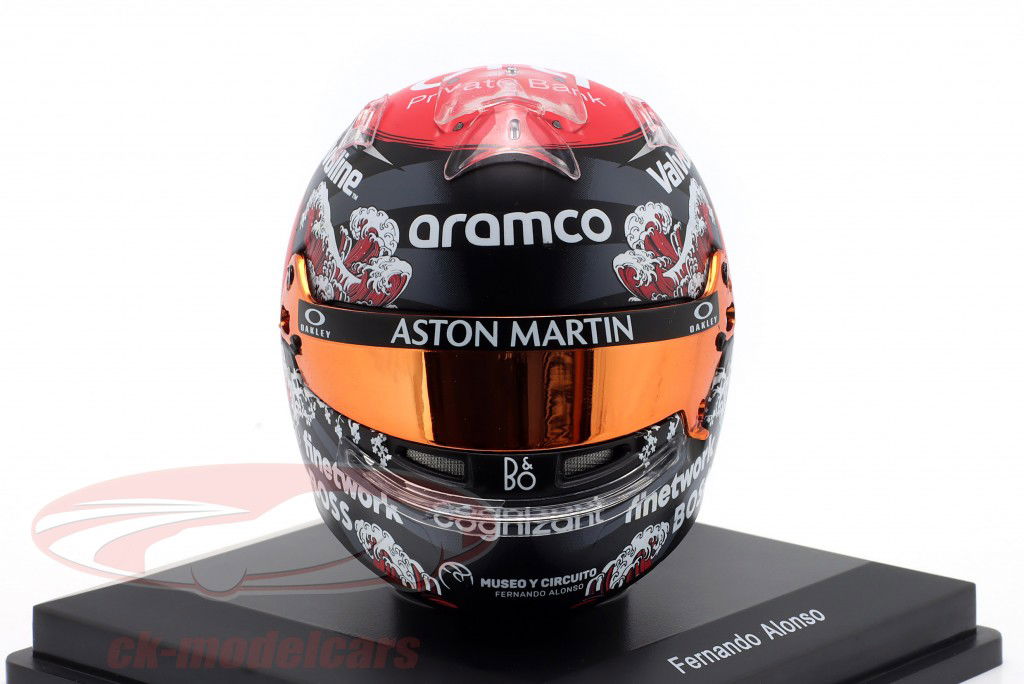 Fernando Alonso #14 Aston Martin Aramco F1 Team formel 1 2024 hjelm 1:5 Spark