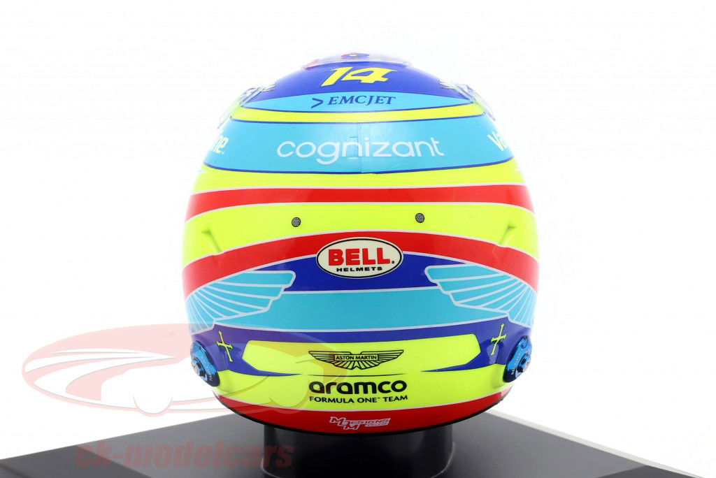 Fernando Alonso #14 Aston Martin Aramco F1 Team formule 1 2025 casque 1:5 Spark