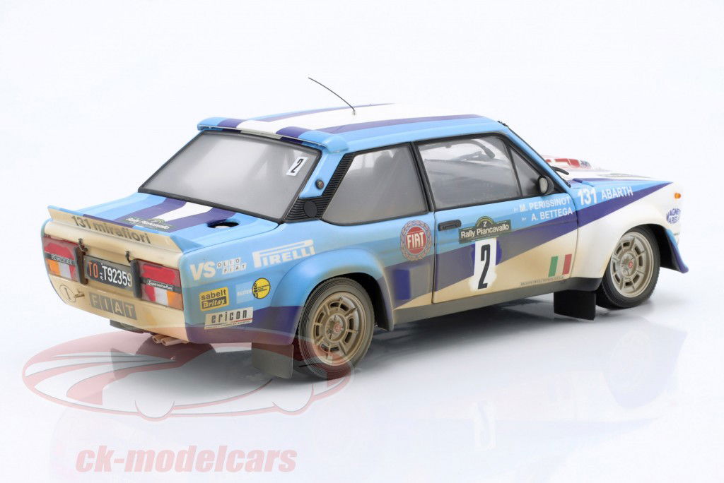 Fiat 131 Abarth Dirty Version #2 ganhador Rallye Piancavallo 1981 Bettega, Perissinot 1:18 Kyosho