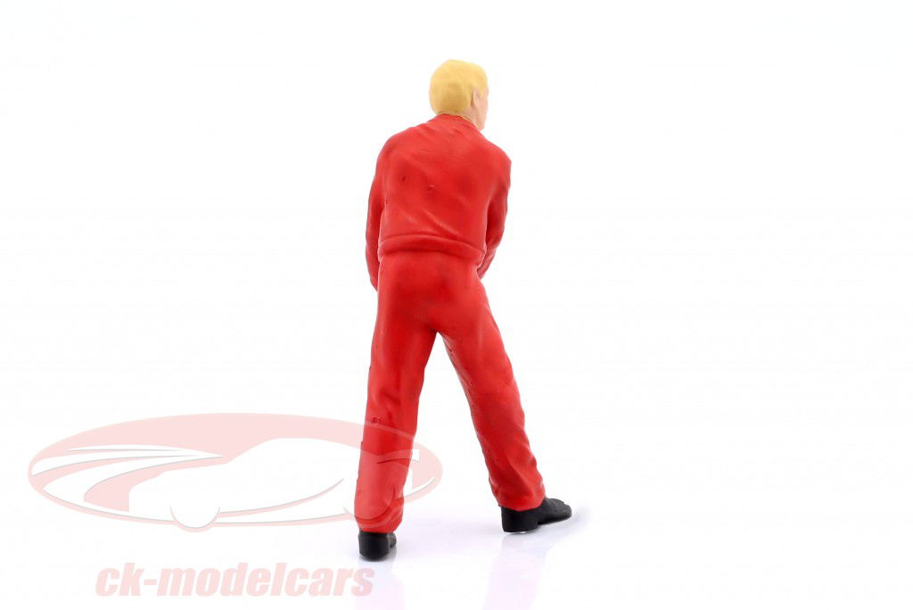 figure mechanic Gerhard K. pushes 1:18 FigurenManufaktur