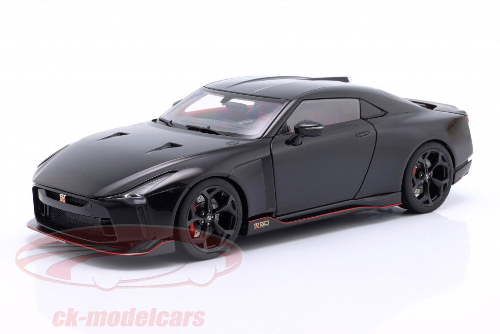 Nissan GT-R50 by Italdesign 2020 black / dull black 1:18 AUTOart