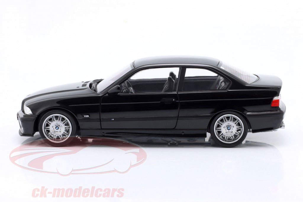BMW M3 (E36) Coupe Baujahr 1994 cosmosschwarz metallic 1:18 Solido