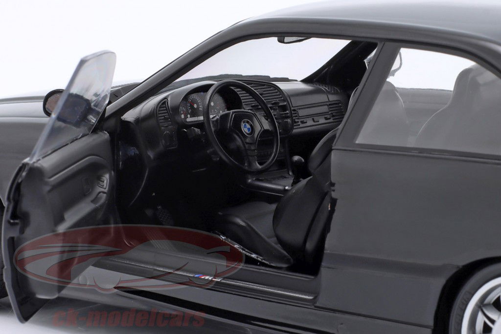 BMW M3 (E36) Coupe Baujahr 1994 cosmosschwarz metallic 1:18 Solido