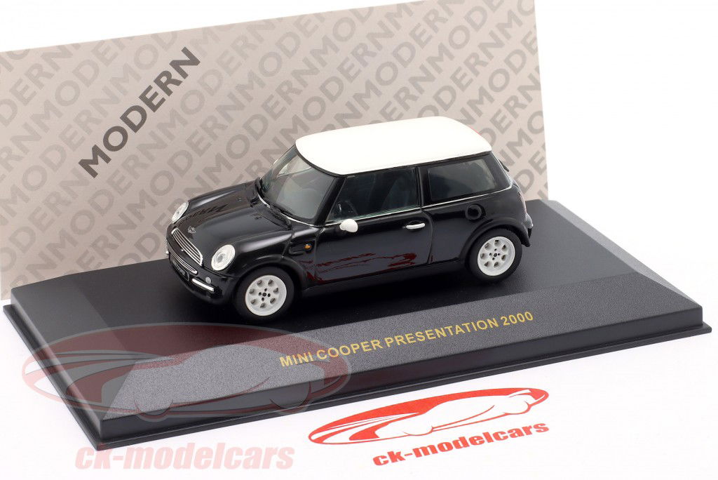 Mini Cooper Presentation Car Année de construction 2000 noir 1:43 Ixo