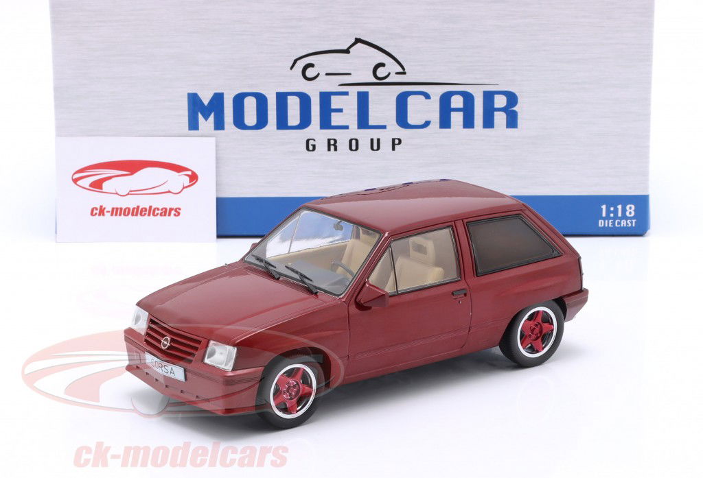 Opel Corsa A Custom donkerrood metalen 1:18 ModelCar Group