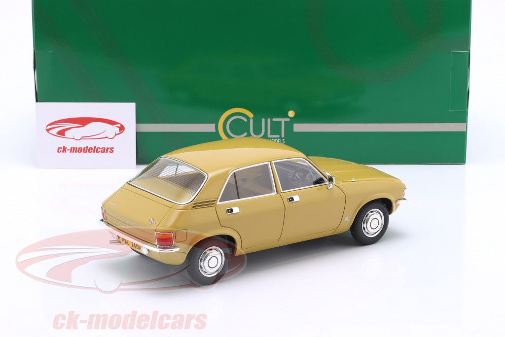 Austin Allegro Bouwjaar 1973 herfstgoud 1:18 Cult Scale