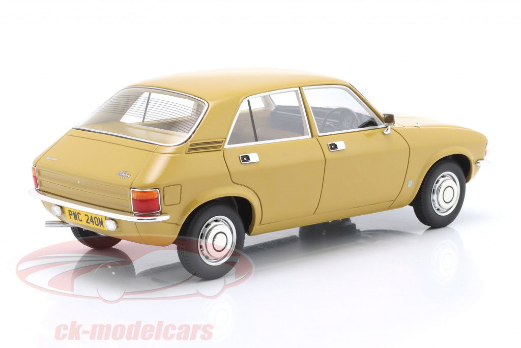 Austin Allegro Byggeår 1973 efterårsguld 1:18 Cult Scale