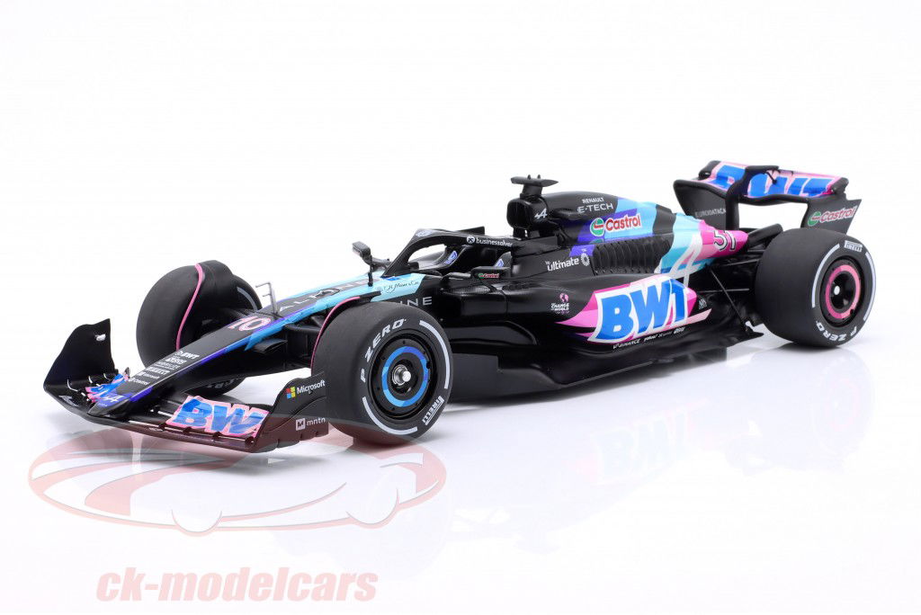 Pierre Gasly Alpine A524 #10 Presentation Car Formula 1 2024 1:18 Solido