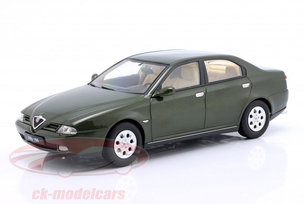 Alfa Romeo 166 Year 1999 green metallic 1:18 Triple9