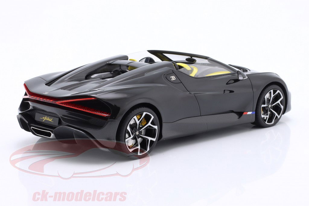 Bugatti W16 Mistral Année de construction 2024 noir 1:18 TrueScale