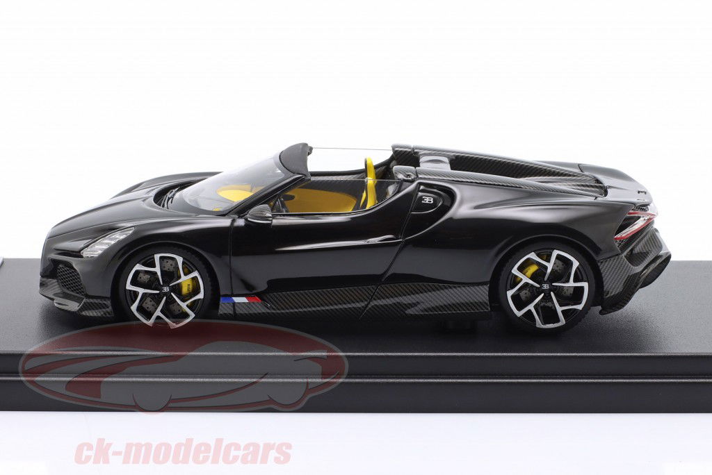 Bugatti W16 Mistral Byggeår 2022 sort 1:43 LookSmart