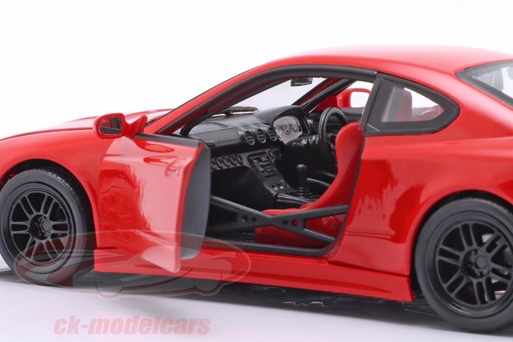 Nissan Silvia (S15) 红 1:24 Welly