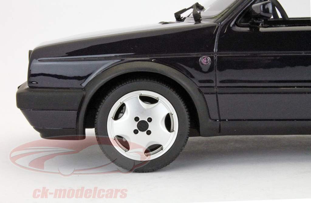 Volkswagen VW Golf GTI Ice Fire 1:18 OttoMobile