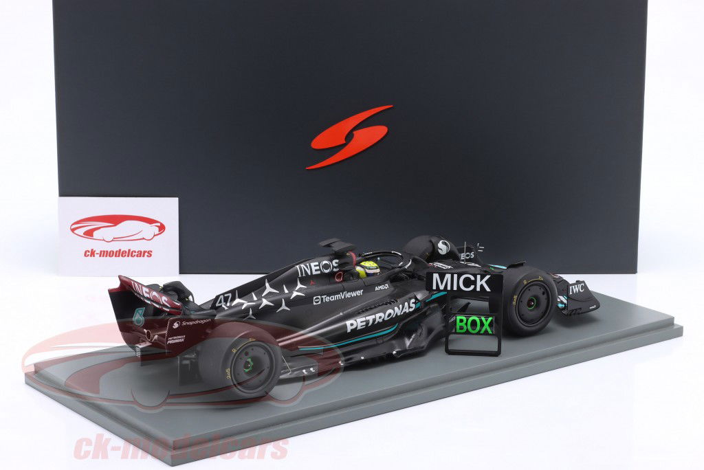 【未使用】Spark 1/18 Mercedes-AMG Petronas F1 1/18 Spark 2024 Formula 1 Mercedes-AMG Petronas F1 W15