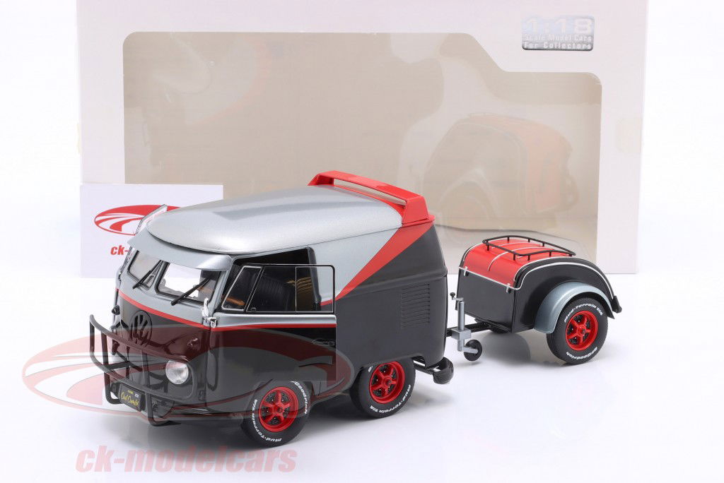 Kool Kombi B-Team Byggeår 2024 sort / rød 1:18 Solido