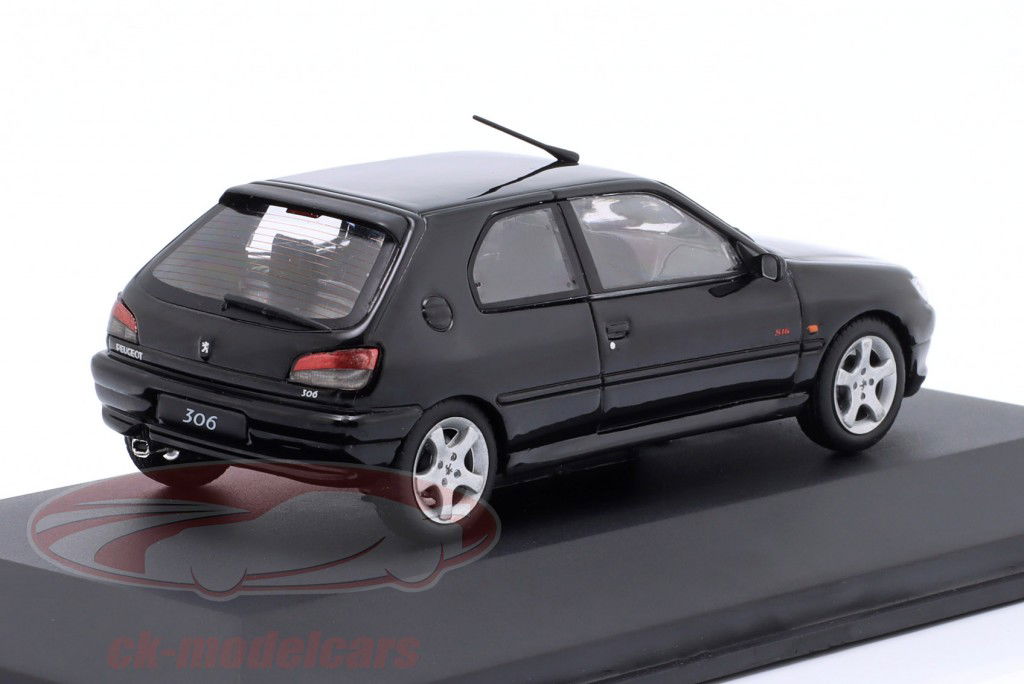 Peugeot 306 (S16) Anno di costruzione 1994 onice nero 1:43 Solido