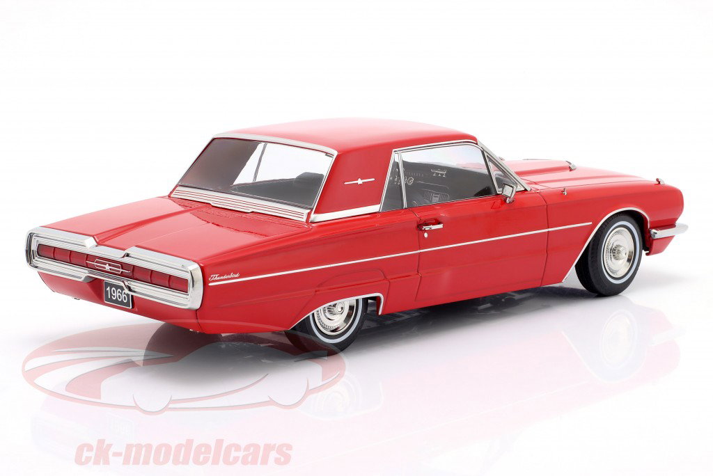 Ford Thunderbird Hardtop Coupe Bouwjaar 1966 rood 1:18 KK-Scale