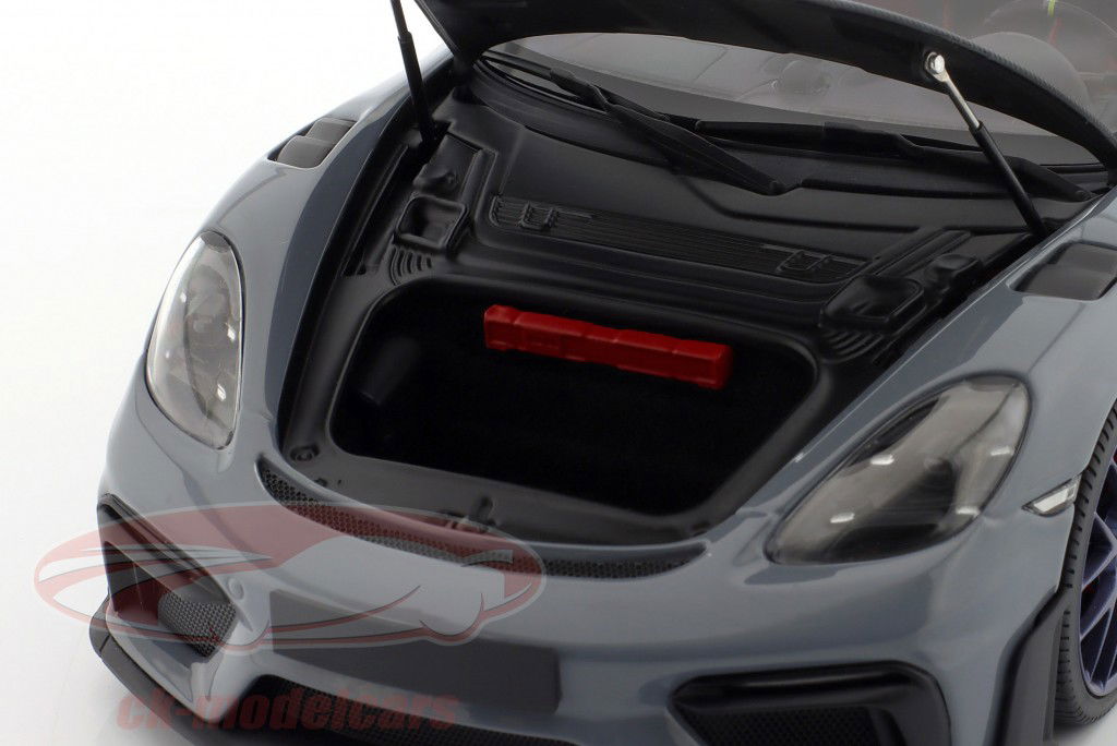 Porsche 718 Spyder RS Weissach-pakken Byggeår 2024 grå 1:18 Minichamps