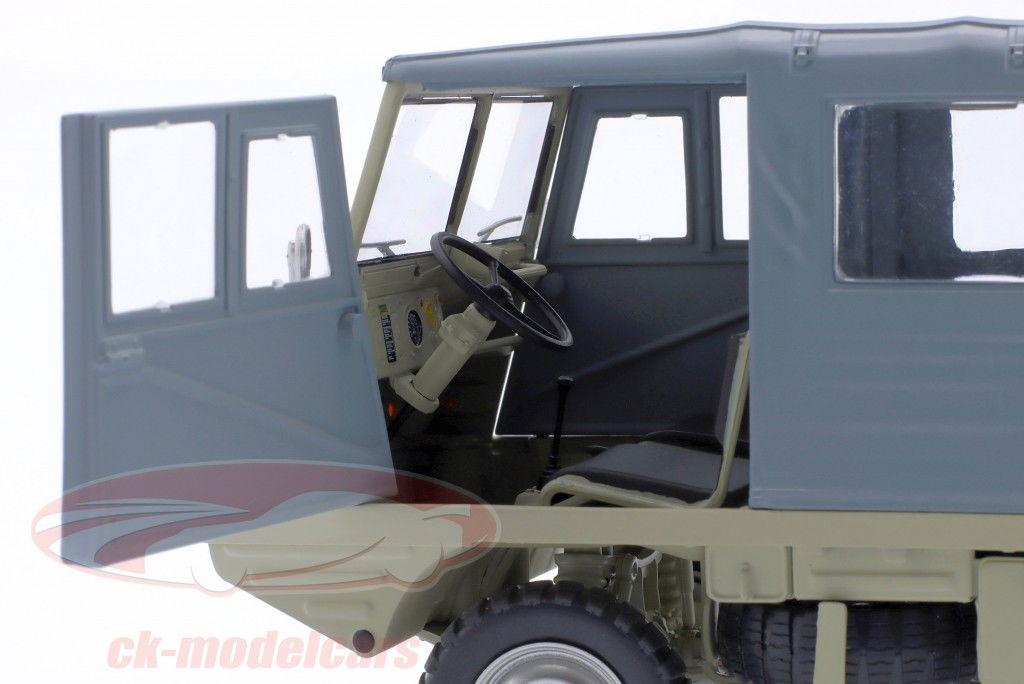 Steyr-Puch Haflinger 4x4 bege / cinza 1:18 Schuco